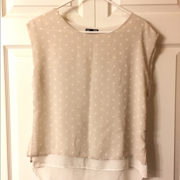 {Express} blouse - Picture 2 of 3